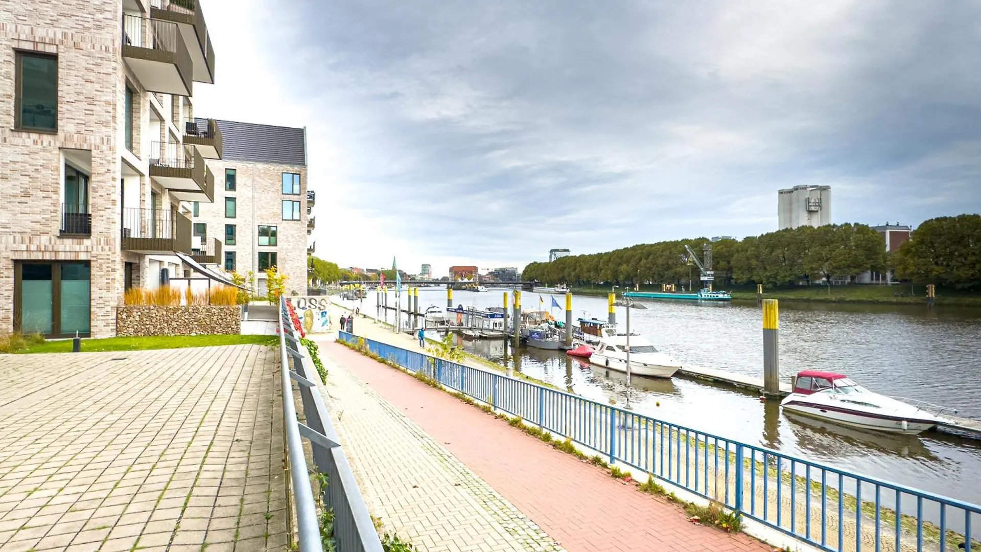 Appartement Immostay #6 - Ferienhaus 4 Zimmer Fuer 8 Personen, Wifi & Zentrum BRE